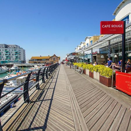 Orion Marina Sea View - Parking - By Brighton Holiday Lets Ngoại thất bức ảnh